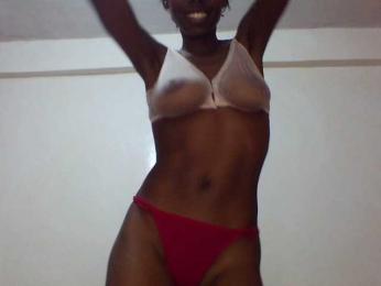 Sexxybellah6 webcam bongacams model stream image