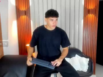 justin_mack webcam model stream image