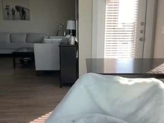 jennifervaughn webcam model stream image