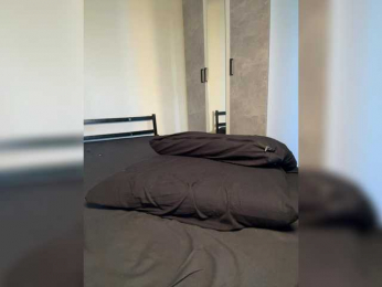 LilBby webcam model stream image