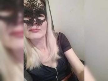 TatKotik webcam model stream image