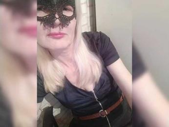 TatKotik webcam model stream image