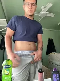 gorka_dom webcam model stream image