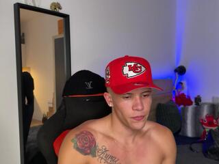 Duncan Collins webcam model stream image