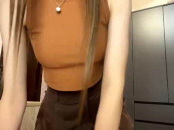 merleneyafai webcam model stream image