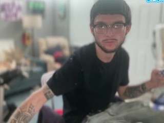 youngkubenski215 webcam model stream image