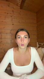 Perrineoff webcam model stream image