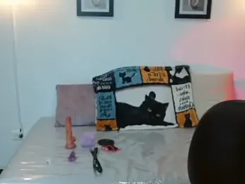 Evanss_lx webcam model stream image