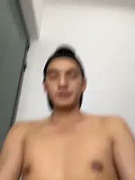 XHR001 webcam model stream image