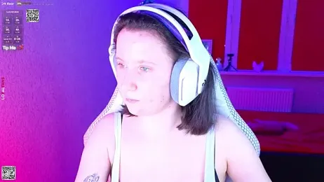 mon_lola webcam model stream image