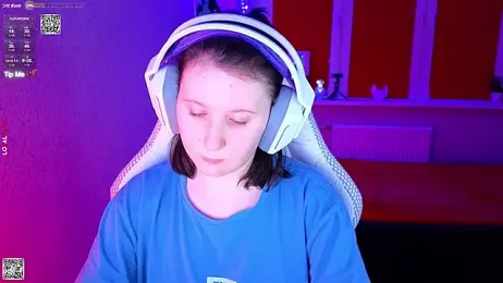 mon_lola webcam stripchat model stream image