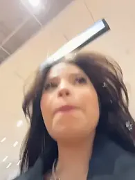 Kissy_Moon webcam model stream image