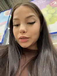 Kissy_Moon webcam model stream image