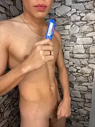 elfernh webcam model stream image