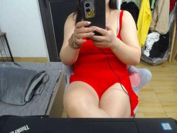 --Luna-- webcam model stream image