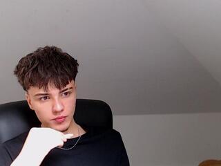 Eryk Adams webcam model stream image