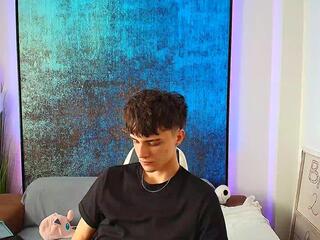 Eryk Adams webcam model stream image