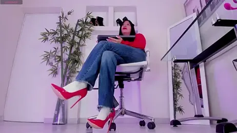 hannah_howeell__ webcam model stream image