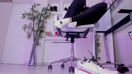 hannah_howeell__ webcam model stream image