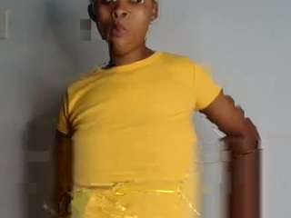 blondq2003 webcam model stream image