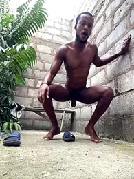 Makemecum634941 webcam model stream image