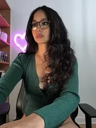 Naughty-Jessie webcam model stream image