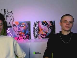 leo-valor webcam camsoda model stream image