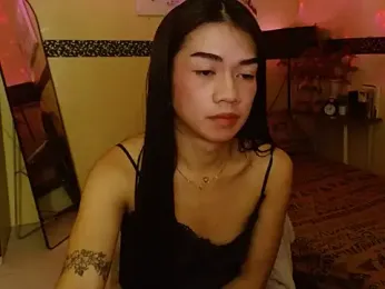 EnviousMaddie webcam model stream image