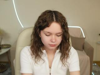 Clover Blacknall webcam model stream image