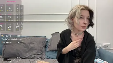 VeryRare_TwinS webcam model stream image