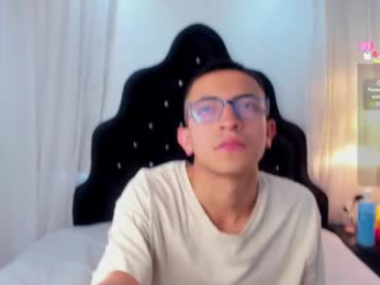crimsonsecrets webcam model stream image