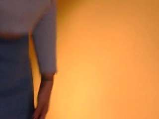 alice-practice webcam model stream image