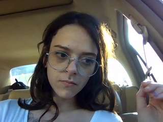 alice-practice webcam model stream image