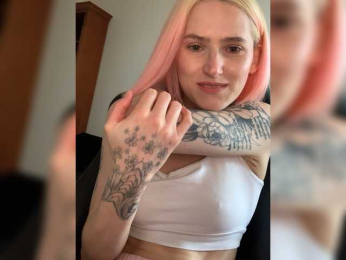 Asya_ webcam model stream image