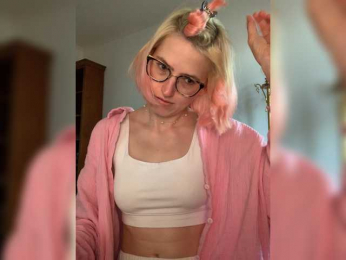 Asya_ webcam model stream image
