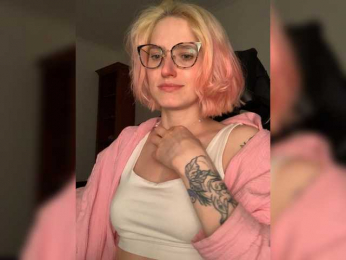 Asya_ webcam model stream image