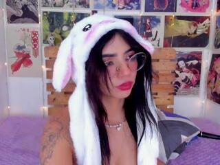 Carly Roses webcam model stream image
