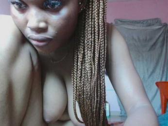 Freakyluna webcam bongacams model stream image