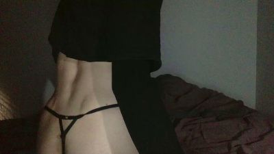 Nakedlio webcam model stream image