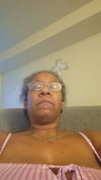 Gangbangslut45 webcam model stream image