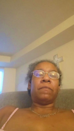 Gangbangslut45 webcam model stream image