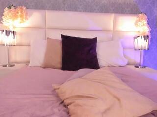 Mia Decker webcam model stream image