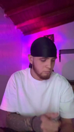 MatteoCross webcam model stream image