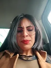 Astrid-- webcam stripchat model stream image