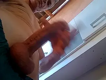 BrenoAvelar webcam model stream image