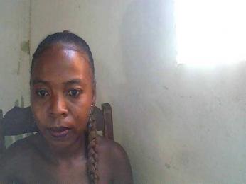 Christina-2 webcam bongacams model stream image