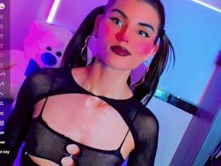 chloe-hot-xxx webcam model stream image