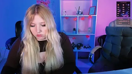 juli_kisss webcam model stream image