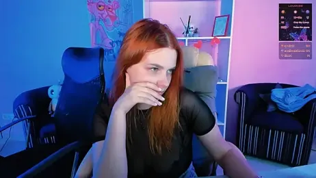 juli_kisss webcam model stream image