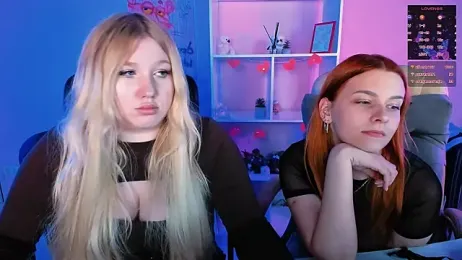 juli_kisss webcam model stream image